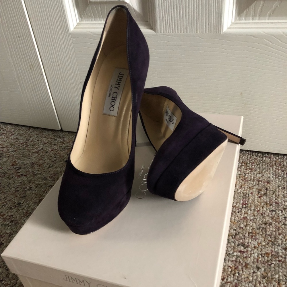 Jimmy choo suede heels size 6